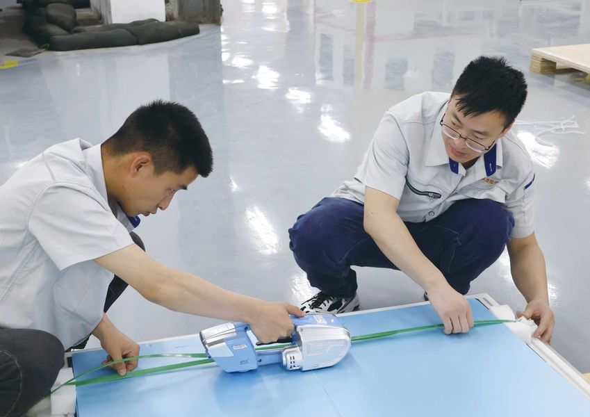 Jiangsu X-solar Green Building Technology Co., Ltd. linha de produção do fabricante