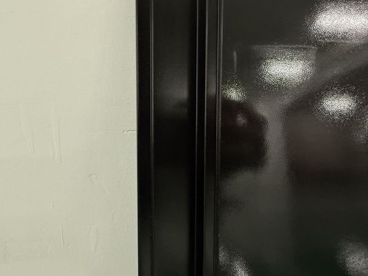 Painéis solares de telhas planas de 120W para telhados domésticos de circuito aberto Coeficiente de temperatura de tensão -0,24%